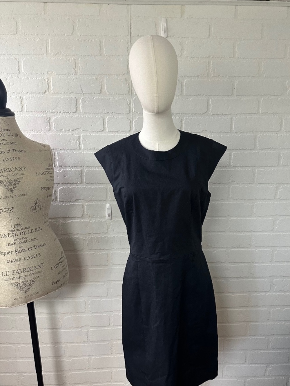 Theory black dress size 10
